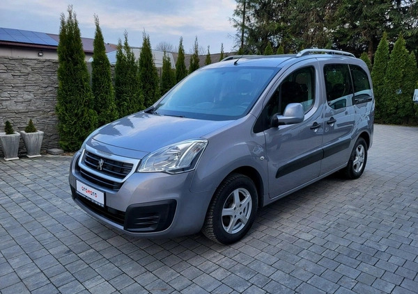 Peugeot Partner cena 41500 przebieg: 165000, rok produkcji 2016 z Lwówek Śląski małe 121